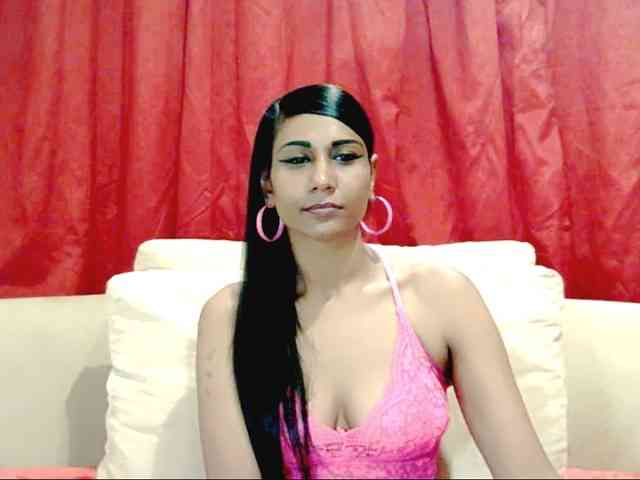 ErroticStarr webcam