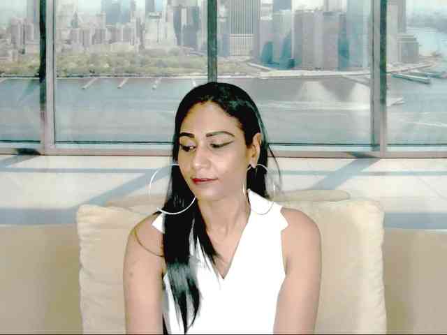 ErroticStarr webcam