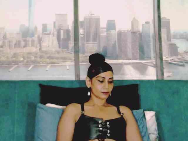 ErroticStarr Live Webcam on BongaCams