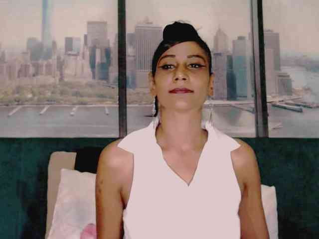 ErroticStarr Live Webcam on BongaCams