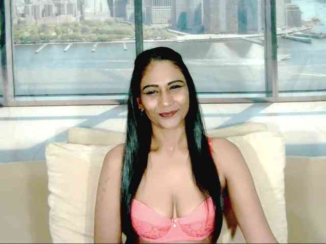 ErroticStarr webcam