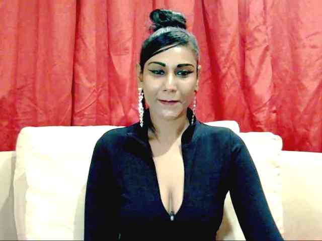 ErroticStarr webcam