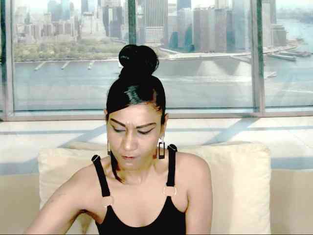 ErroticStarr webcam