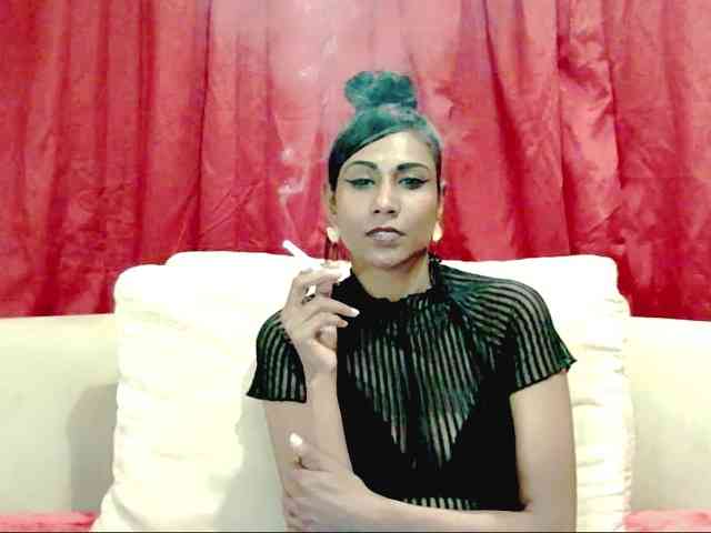 ErroticStarr webcam