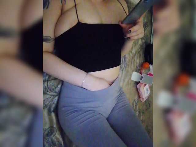 --Daiguiri--'s BongaCams show and profile