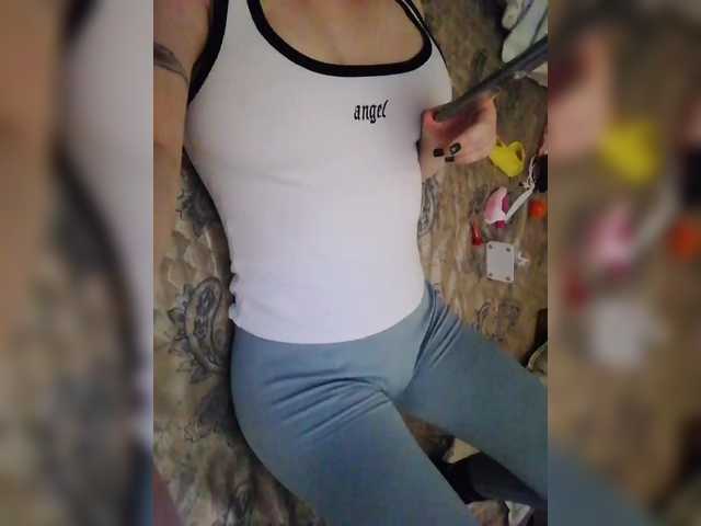 --Daiguiri--'s BongaCams show and profile