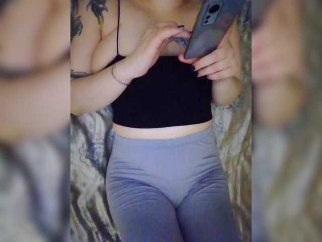 --Daiguiri--'s BongaCams show and profile