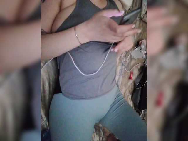 --Daiguiri--'s BongaCams show and profile