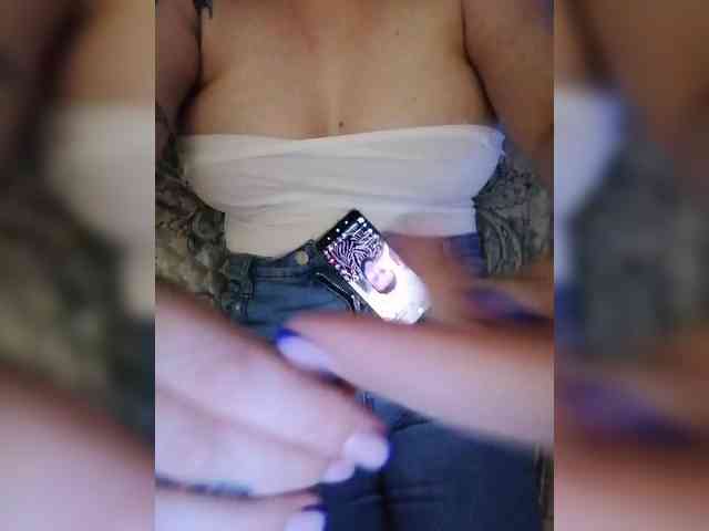 -Tiffany- webcam