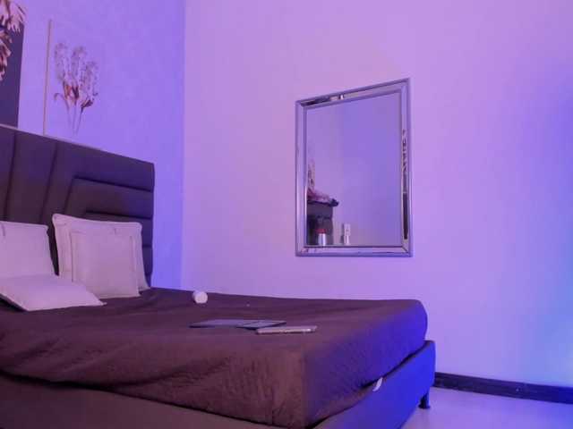 BongaCams SofiPerez is Freechat SofiPerez — If you like what you see... imagine what I do with a tiC2c 75tksUsa my menu Follow me,like me here PVT IS ON Link control 5 minutes 100 tks#bigass#latina#horny#lovense