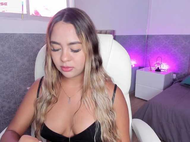 Ambar-Stones1 chat room