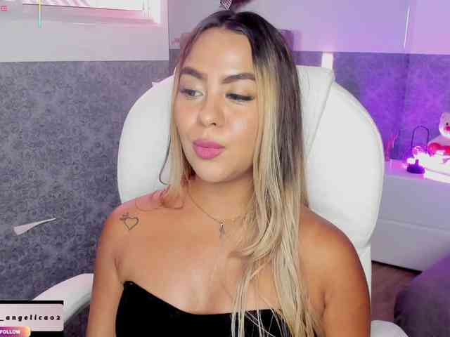 AngelicaGarciia webcam
