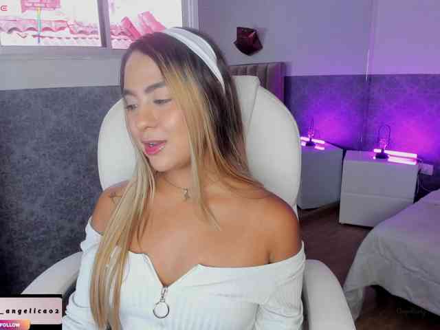 AngelicaGarciia webcam