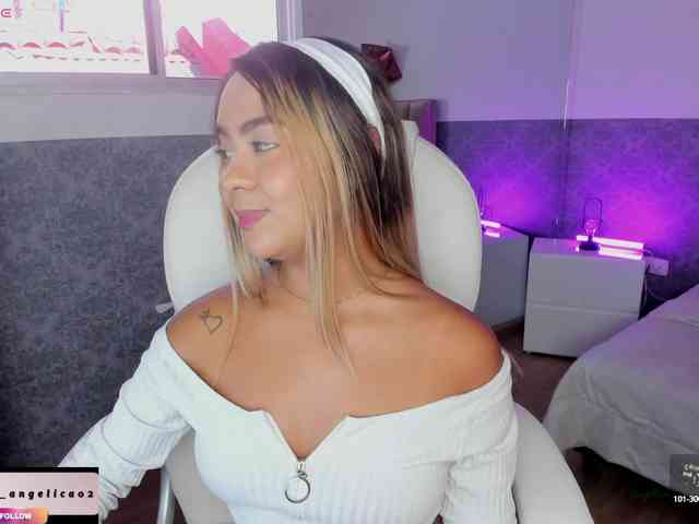 AngelicaGarciia webcam