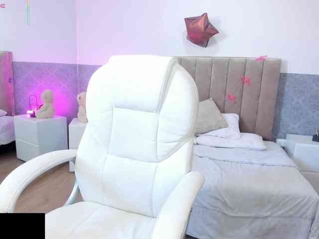AngelicaGarciia webcam