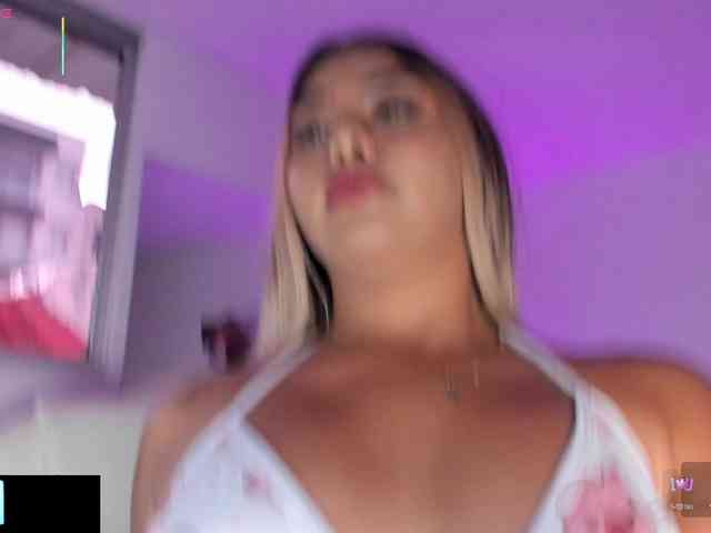 AngelicaGarciia webcam
