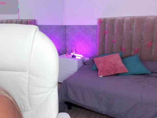 AngelicaGarciia webcam
