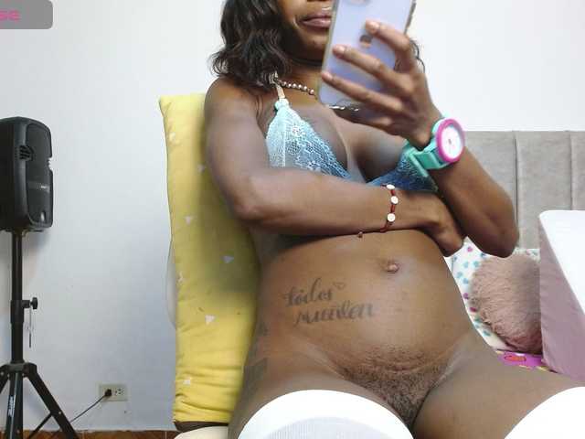 siara-will's BongaCams show and profile