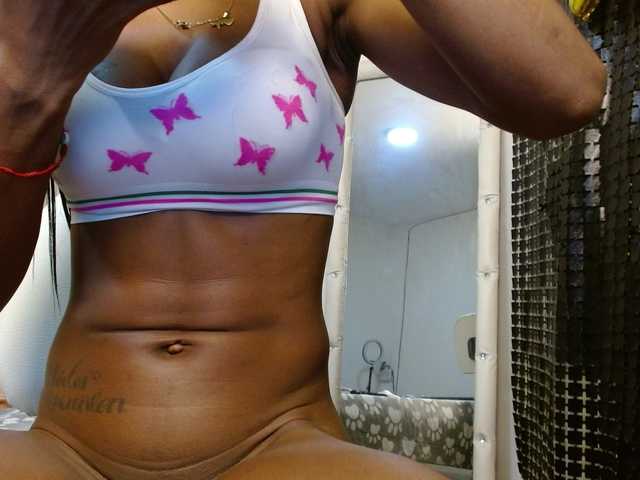 siara-will's BongaCams show and profile