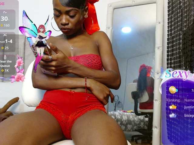 le modèle siara-will est en webcam porno dans un show sur le site bongacams, il possède les tags suivants: Ebony,Brunette,Shaved