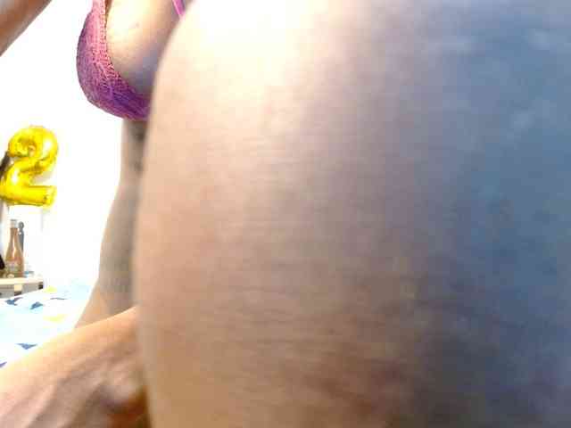 web cam striptease Siara-will