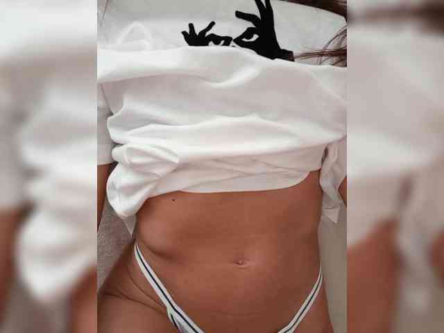 ____laif___kaif__ webcam