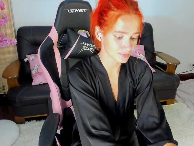 EmmylieMorris's BongaCams show and profile