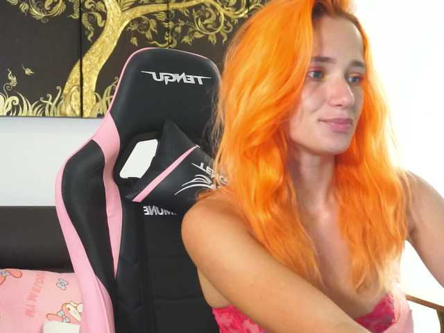 EmmylieMorris's BongaCams show and profile