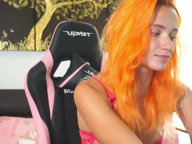 EmmylieMorris's BongaCams show and profile