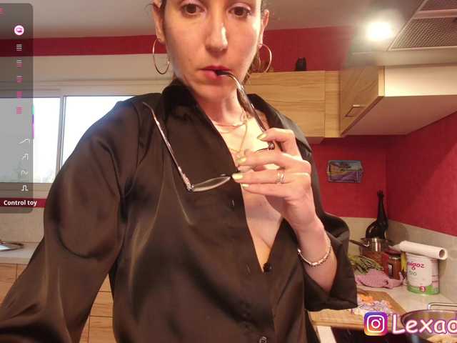 Lexa-del-mar — TORTURE ME TIP FAVORIS 111 222  333 666 FAIS MOI JOUIR TIP MENU AND PRIVATE SHOW OPEN :)