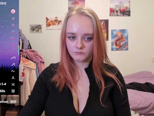 Diafoxy's BongaCams show and profile