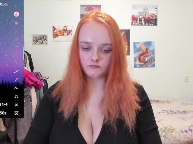 Diafoxy's BongaCams show and profile