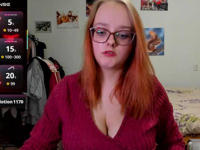 Diafoxy's BongaCams show and profile