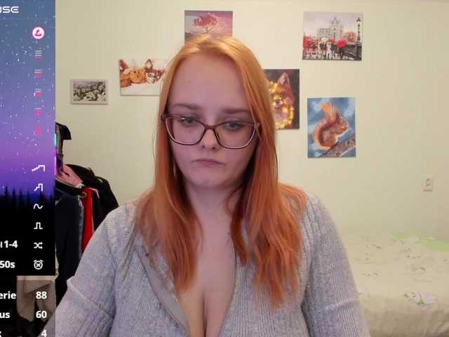 Diafoxy's BongaCams show and profile