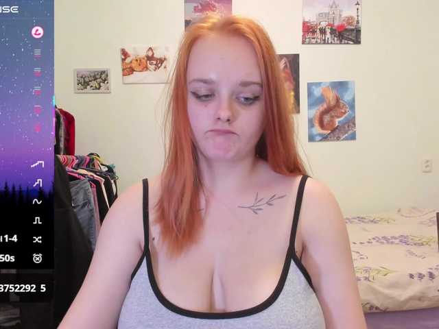 Diafoxy's BongaCams show and profile