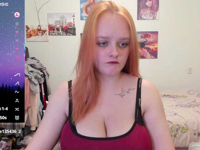 Diafoxy's BongaCams show and profile