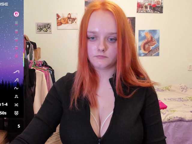 Diafoxy's BongaCams show and profile