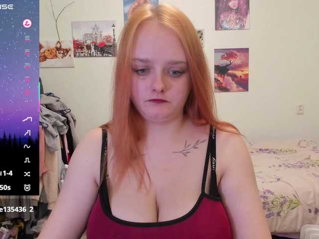 Diafoxy's BongaCams show and profile