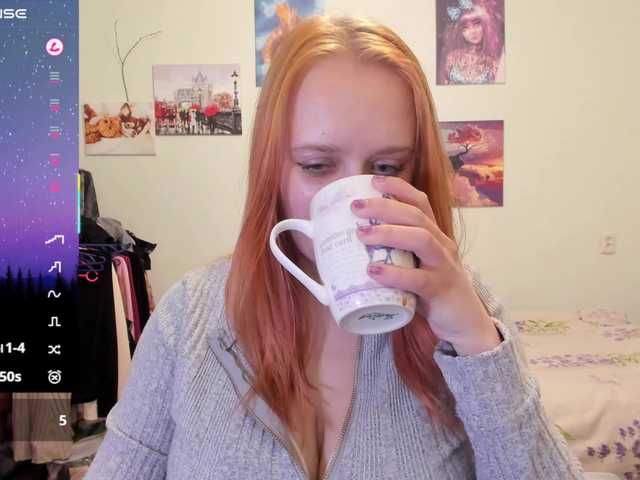 Diafoxy's BongaCams show and profile