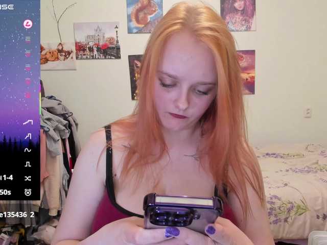 Diafoxy's BongaCams show and profile