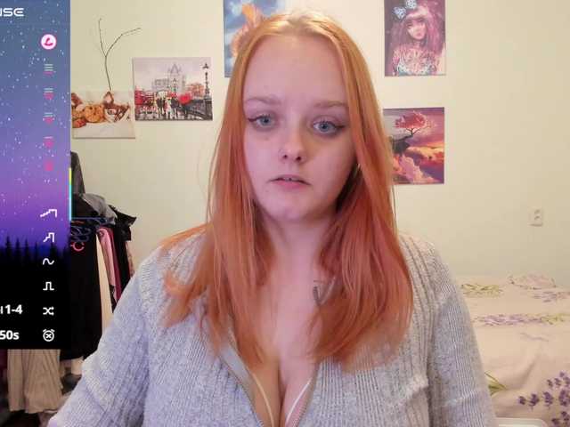 Diafoxy's BongaCams show and profile