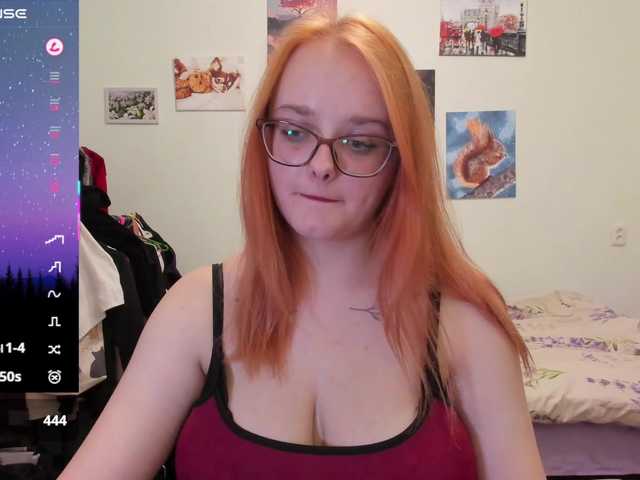Diafoxy's BongaCams show and profile