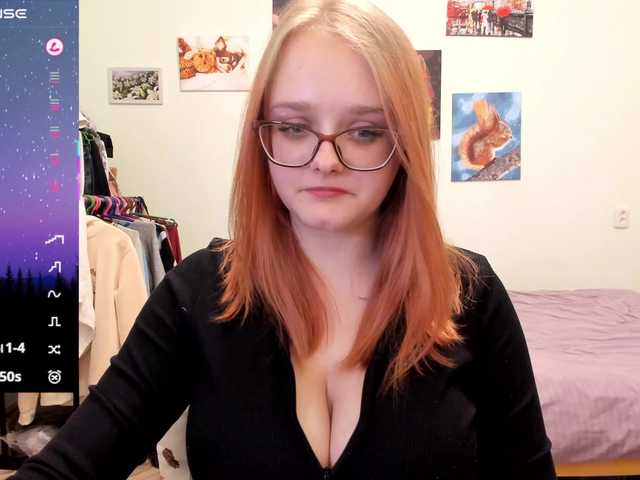 Diafoxy's BongaCams show and profile