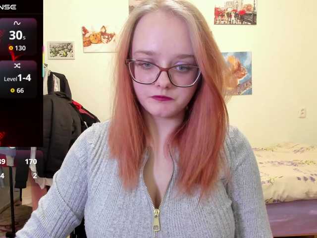 Diafoxy's BongaCams show and profile