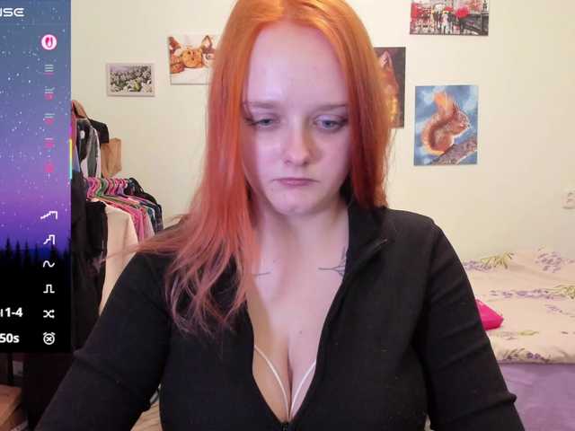 Diafoxy's BongaCams show and profile