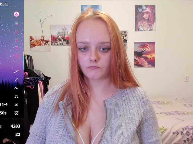 Diafoxy's BongaCams show and profile