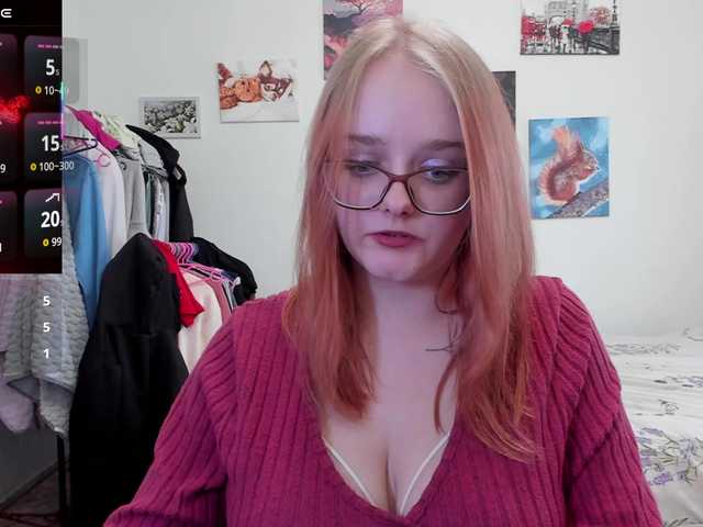 Diafoxy's BongaCams show and profile
