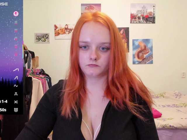 Diafoxy's BongaCams show and profile