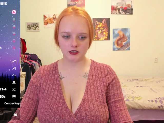 Diafoxy's BongaCams show and profile