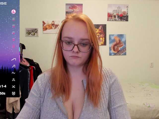 Diafoxy's BongaCams show and profile
